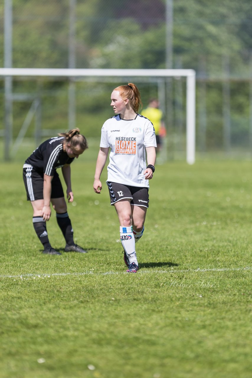 Bild 157 - F SV Henstedt Ulzburg - SV Fortuna Boesdorf : Ergebnis: 3:1